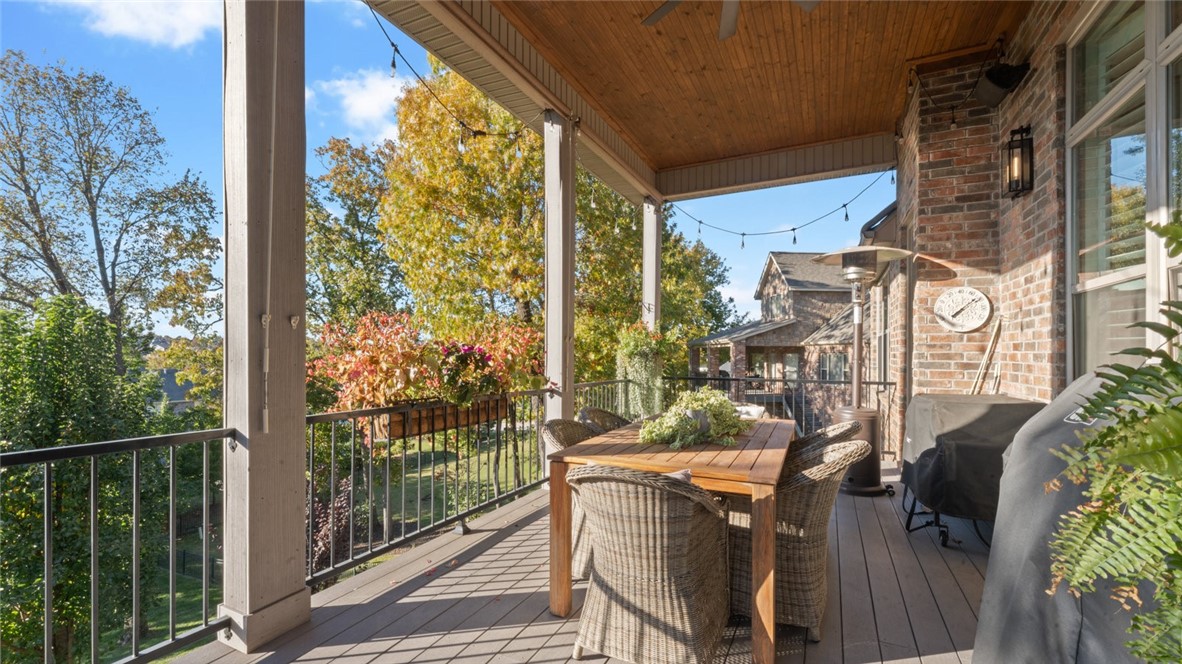 Shadow Valley Ph Vi Rogers - Residential