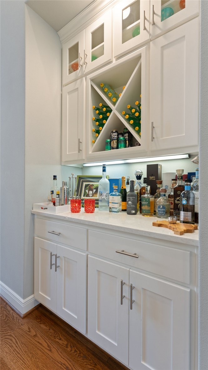 Shadow Valley Ph Vi Rogers - Residential