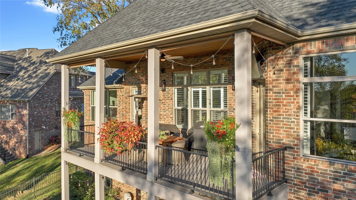 Shadow Valley Ph Vi Rogers - Residential