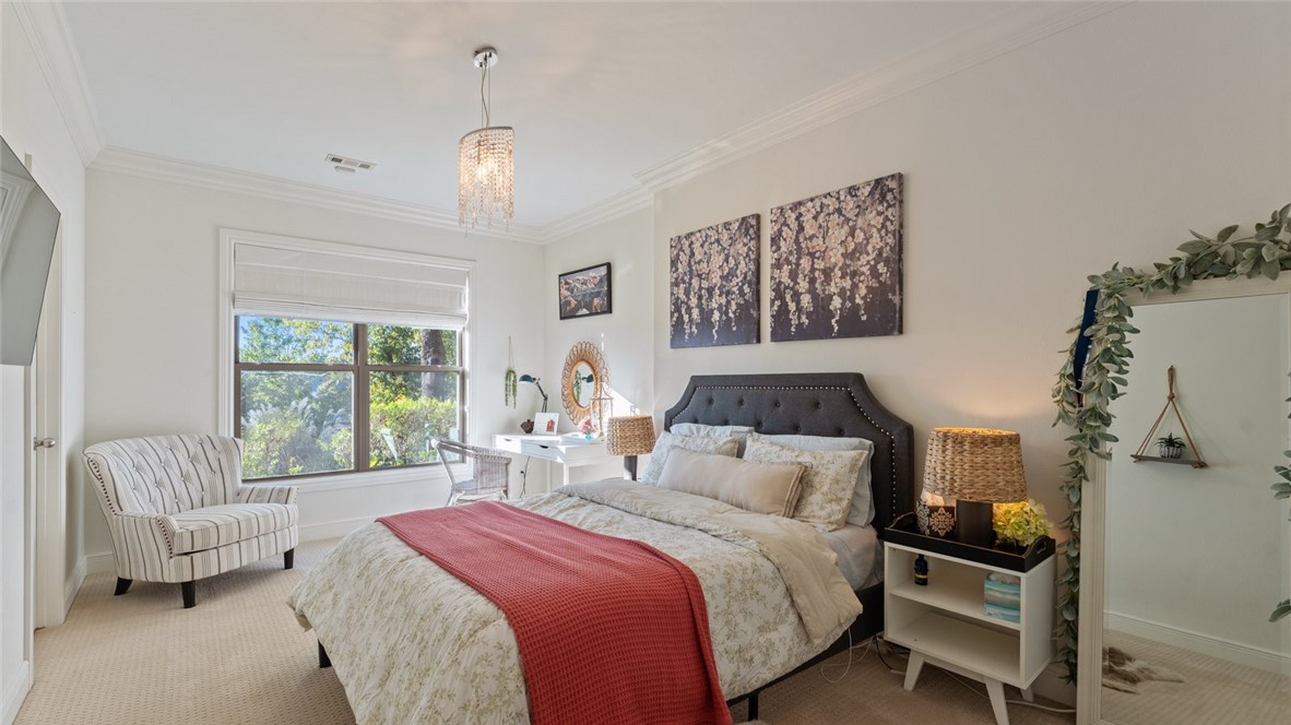 Shadow Valley Ph Vi Rogers - Residential