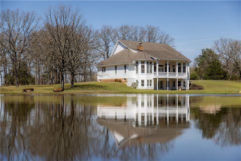 Photo of 12687 Butler Road, Prairie Grove, AR 72753 (MLS # 1341144)