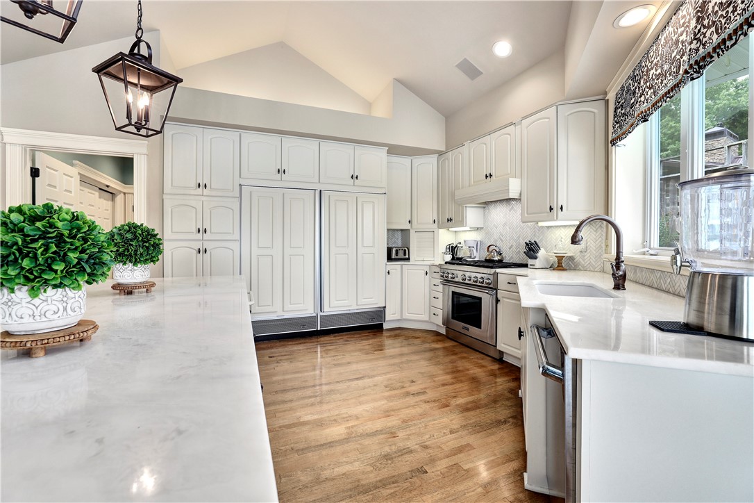 Mayfair Sub Bvv - Residential