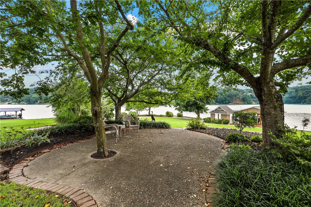 Mayfair Sub Bvv - Residential