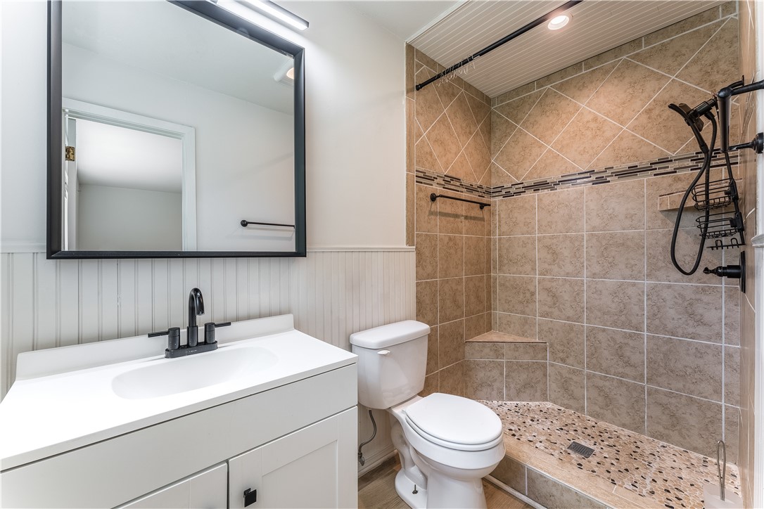Summit Heights Rogers - Residential