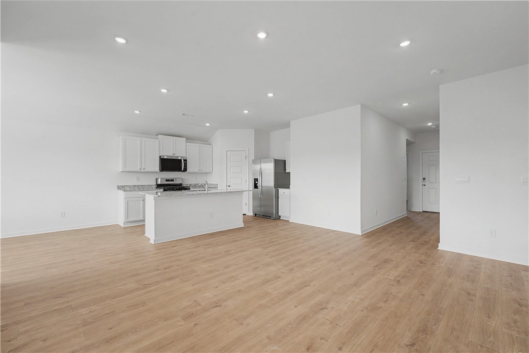 West Wind, Phase 1 - Residential Lease