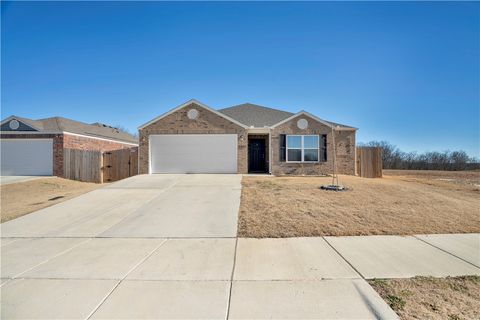 3305 Snowbird Street Springdale AR 72764