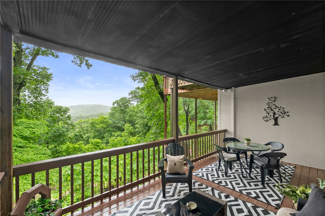 Unit 11, Holiday Island - Residential