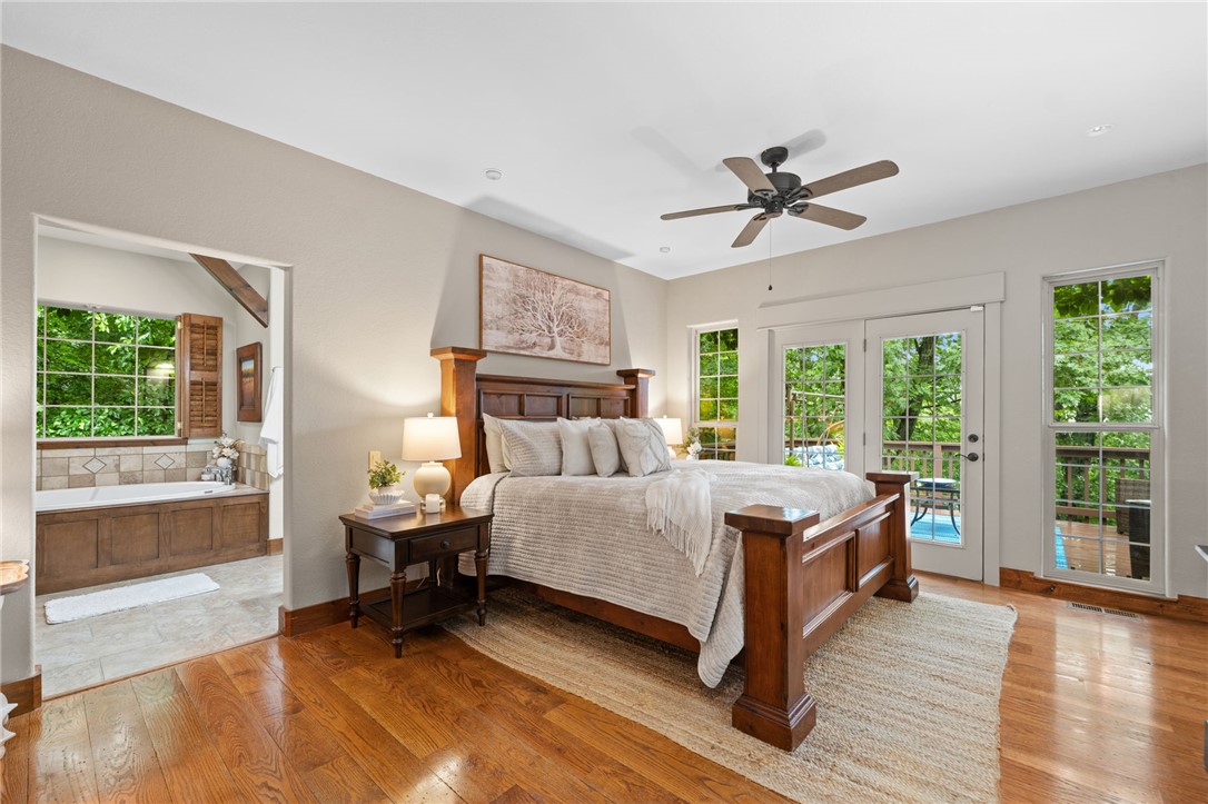 Unit 11, Holiday Island - Residential