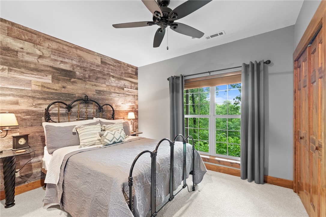 Unit 11, Holiday Island - Residential
