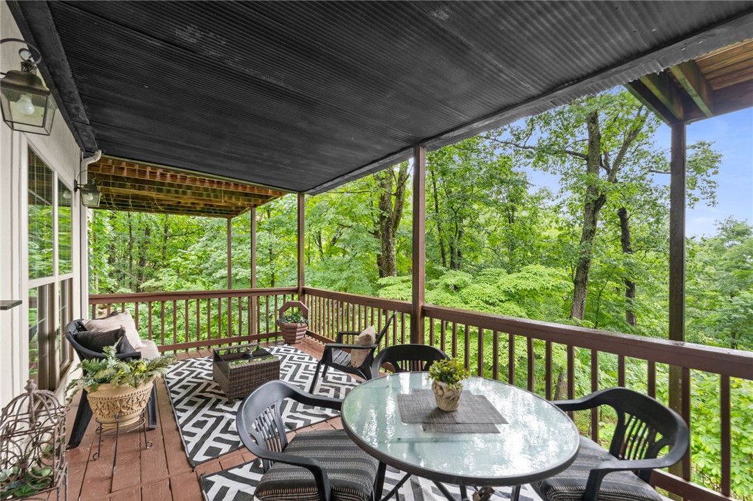 Unit 11, Holiday Island - Residential