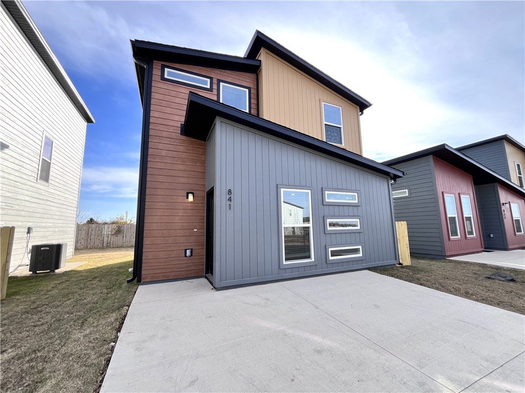 FEATHERSTON VILLAGE PH 2-CENTERTON - Residential Lease