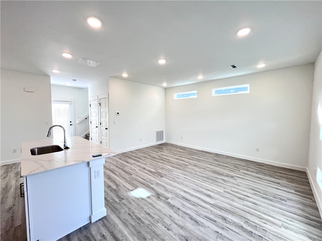 FEATHERSTON VILLAGE PH 2-CENTERTON - Residential Lease