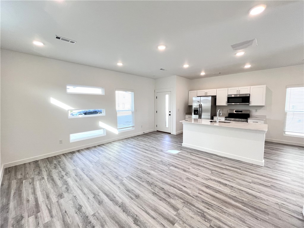 FEATHERSTON VILLAGE PH 2-CENTERTON - Residential Lease