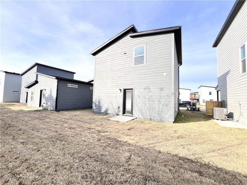 FEATHERSTON VILLAGE PH 2-CENTERTON - Residential Lease