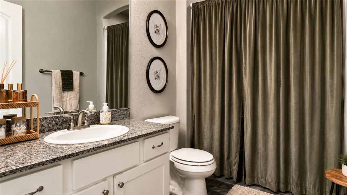 Chelsea Point Ii Rogers - Residential