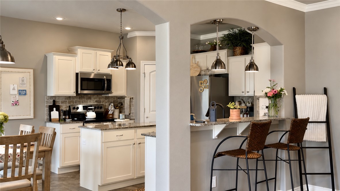 Chelsea Point Ii Rogers - Residential