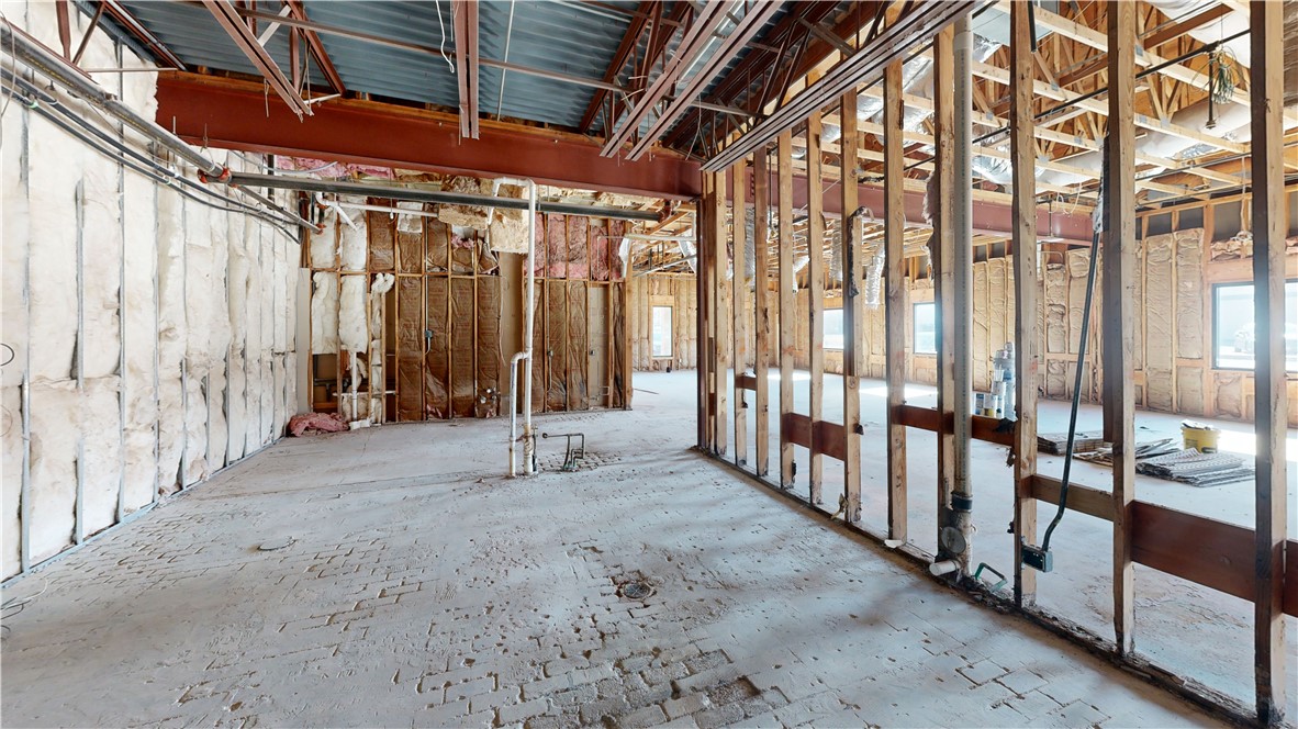 Fayetteville Outlots - Commercial Lease