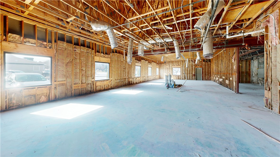 Fayetteville Outlots - Commercial Lease