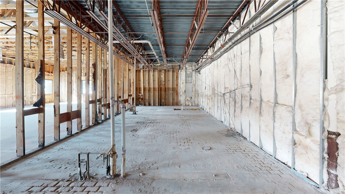 Fayetteville Outlots - Commercial Lease
