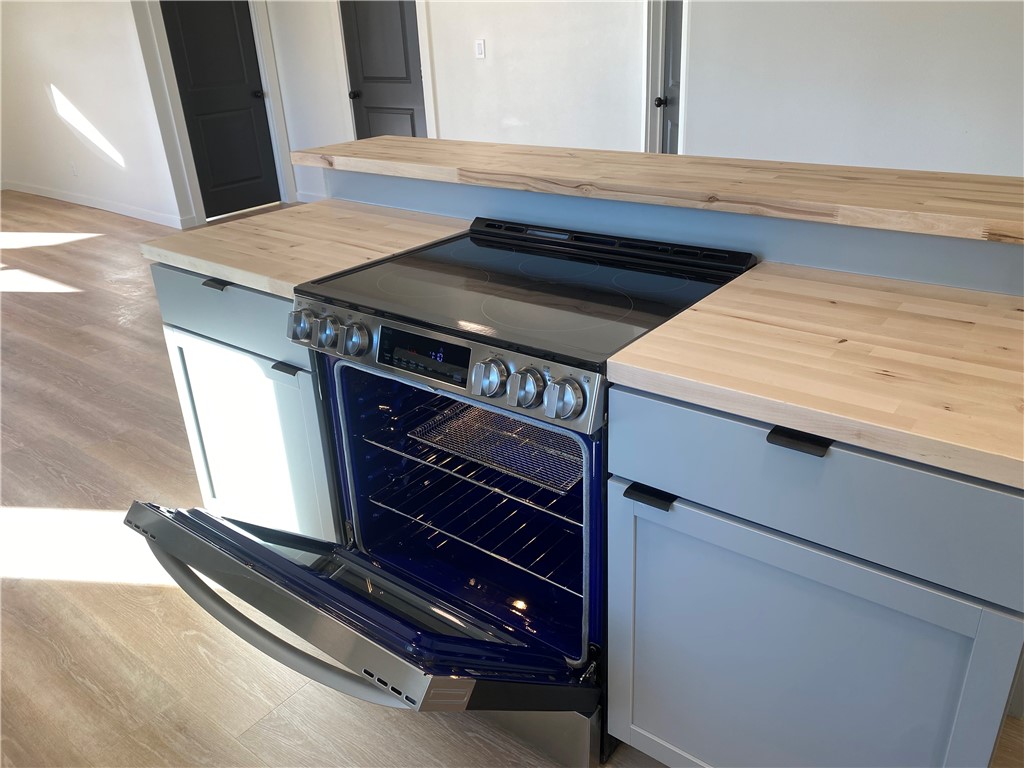 Fayetteville Outlots - Residential Lease