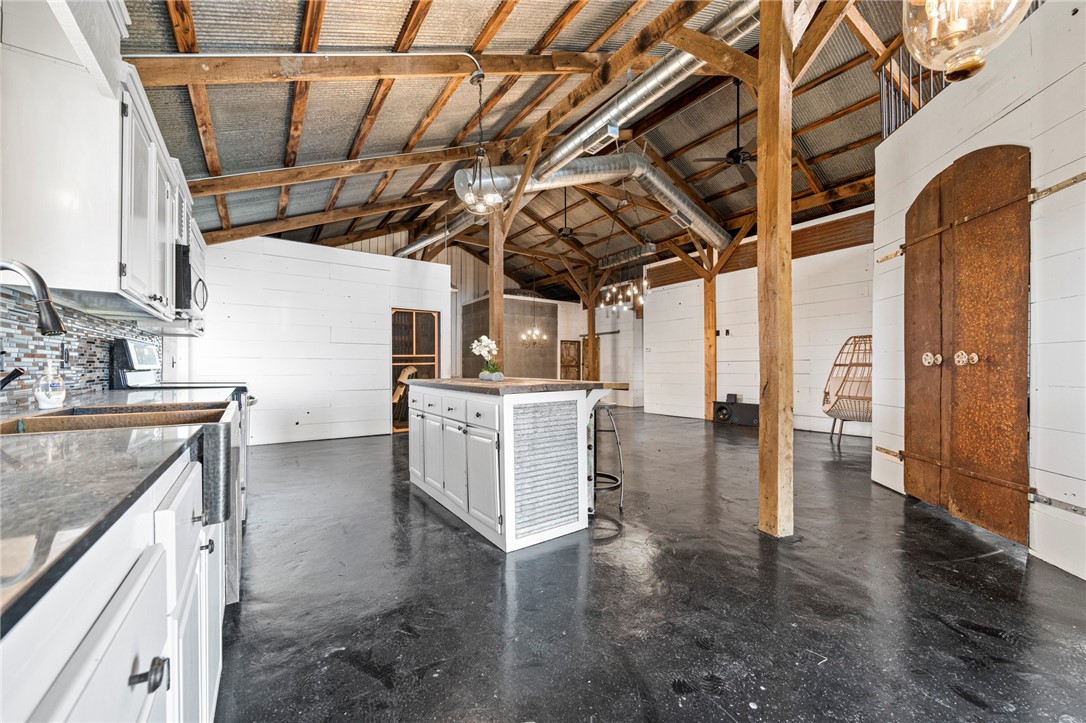 13-19-32-RURAL - Residential