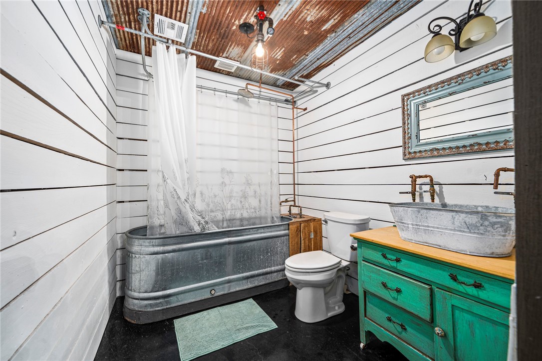 13-19-32-RURAL - Residential