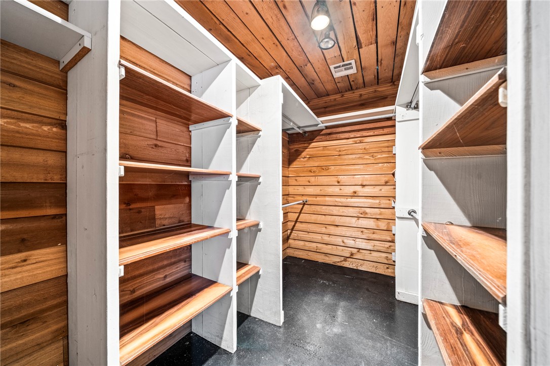 13-19-32-RURAL - Residential