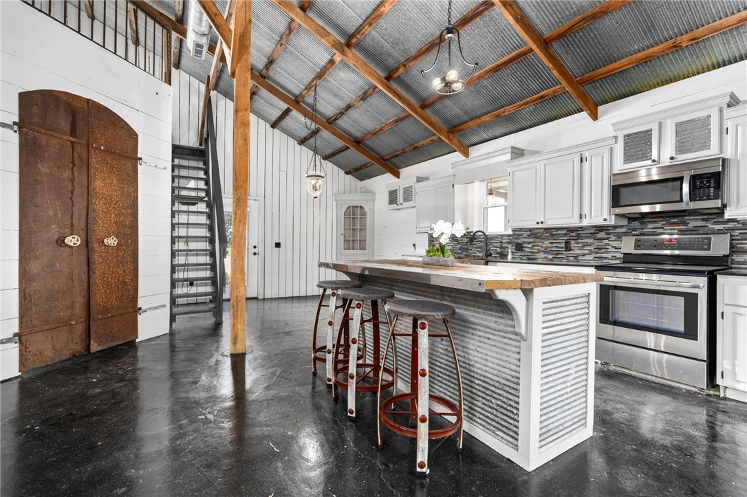 13-19-32-RURAL - Residential