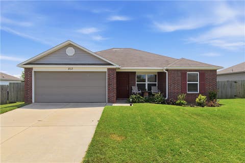 Photo of 813 NW 67th Avenue, Bentonville, AR 72713 (MLS # 1357638)