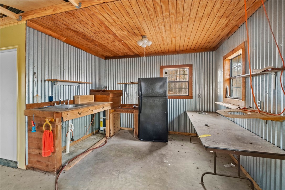 05-20-27 RURAL - Land