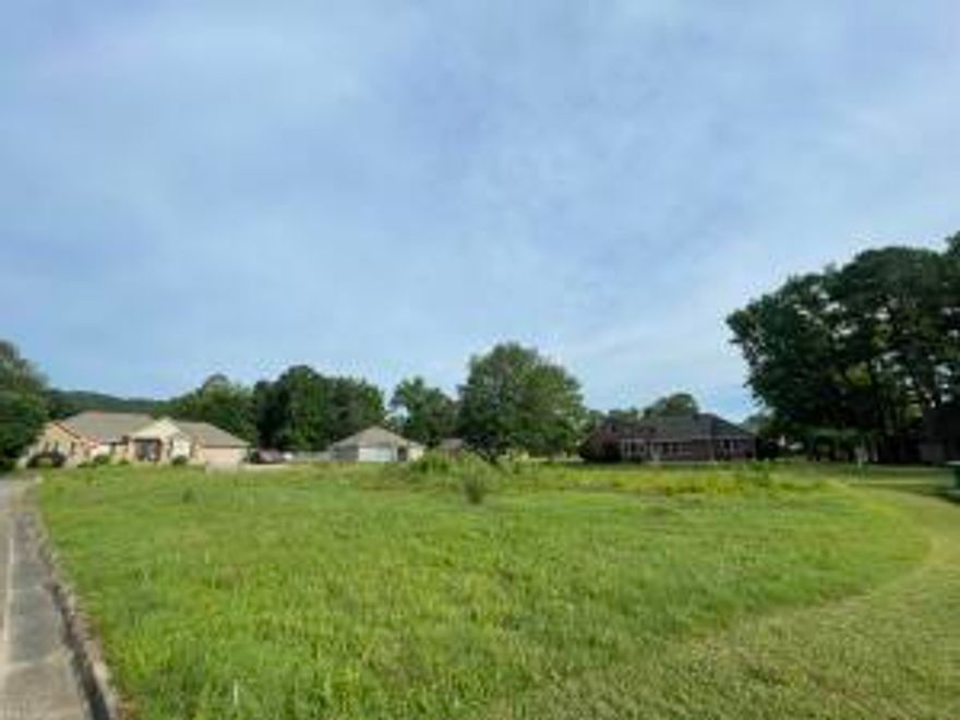 Great Location! Great lot in Brookside Phase III.  One of, if not last lot available in Brookside.