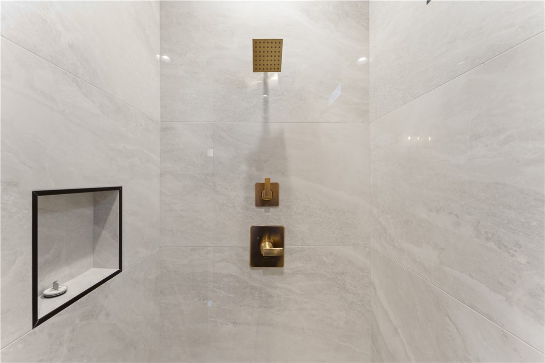 Aurora - Residential