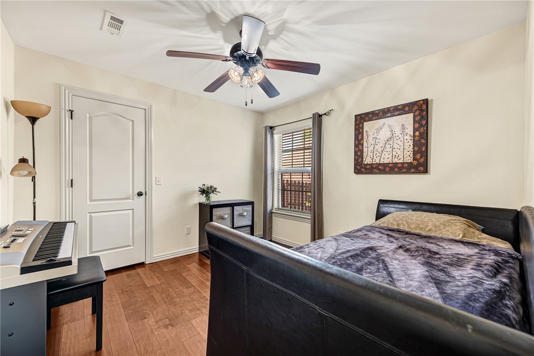 RIVERWALK FARM EST PH II-BENTONVILLE - Residential