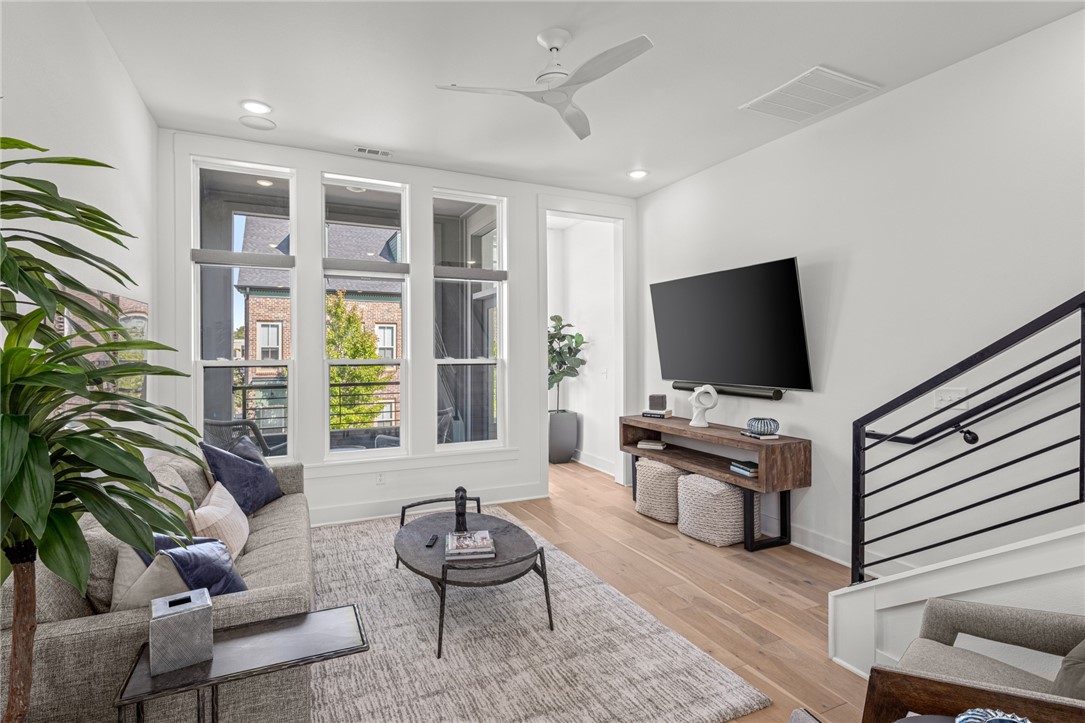 T J Hollands Sub Bentonville - Residential