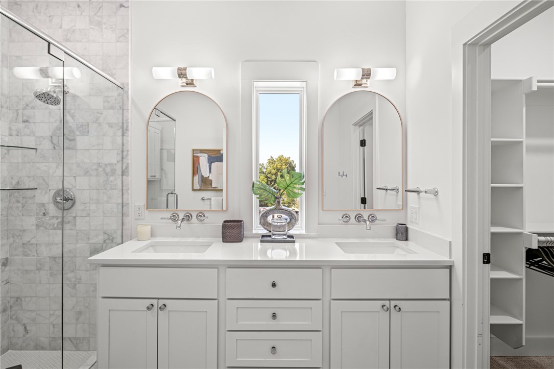 T J Hollands Sub Bentonville - Residential