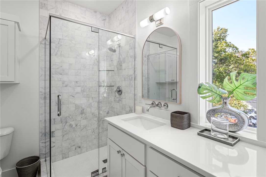 T J Hollands Sub Bentonville - Residential