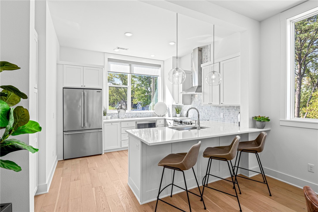 T J Hollands Sub Bentonville - Residential