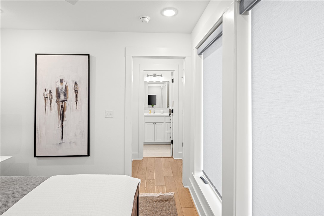 T J Hollands Sub Bentonville - Residential