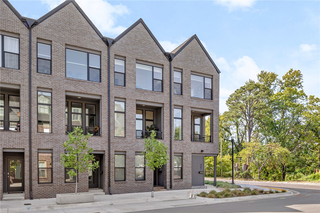 T J Hollands Sub Bentonville - Residential