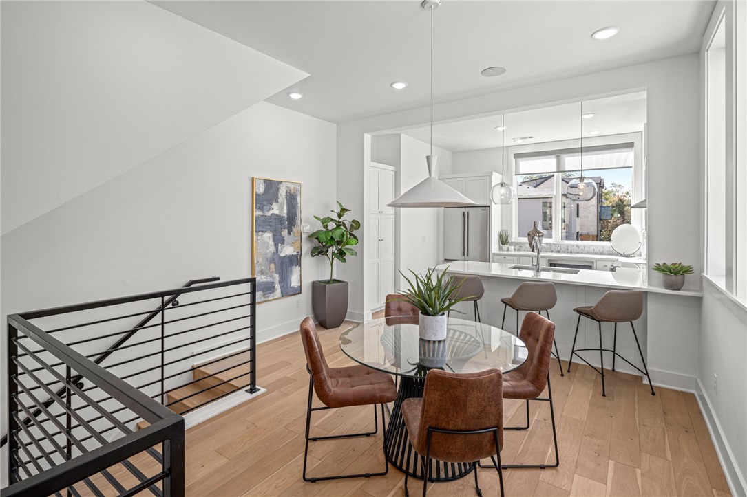 T J Hollands Sub Bentonville - Residential