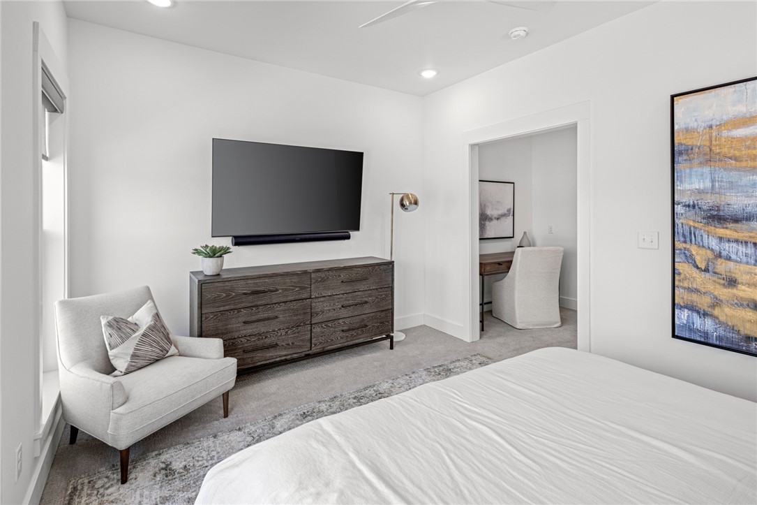 T J Hollands Sub Bentonville - Residential