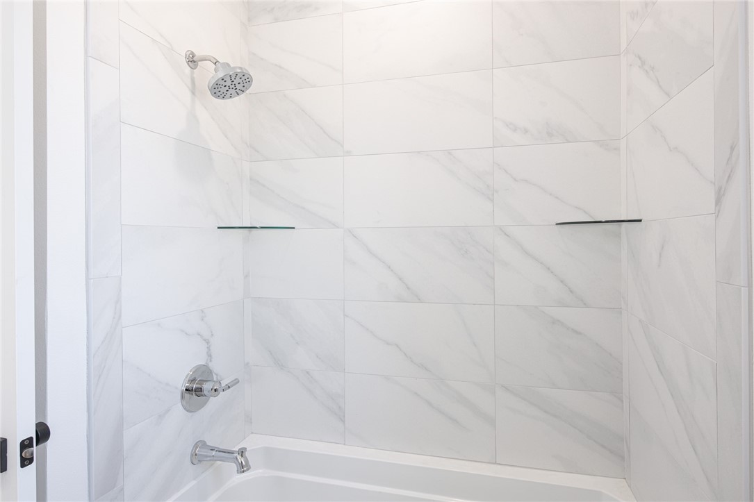 T J Hollands Sub Bentonville - Residential