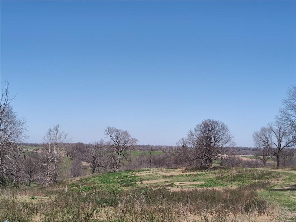 STR 03-17-29, 04-17-29 - Land