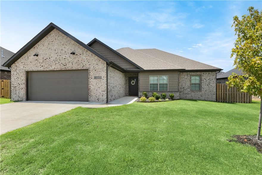 Welcome to your next home, this 4 bedroom 2 bath, with a fabulous split bedroom plan, features raised ceilings, granite counter tops, wood floors, custom cabinets, stainless steel appliances, tile showers, double vanities, laundry door to master closet and so much more. Just waiting for you to move in. Background and credit check required