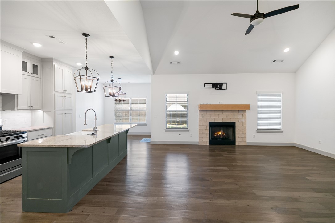 Welcome to your next home, this 4 bedroom 2 bath, with a fabulous split bedroom plan, features raised ceilings, granite counter tops, wood floors, custom cabinets, stainless steel appliances, tile showers, double vanities, laundry door to master closet and so much more. Just waiting for you to move in. Background and credit check required