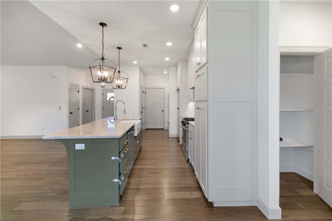 HAZELTON HEIGHTS PH 1-PEA RIDGE - Residential Lease
