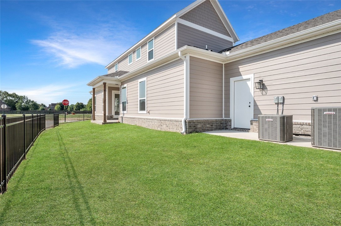 Cottages At The Park Ph Iii Springdale - Residential