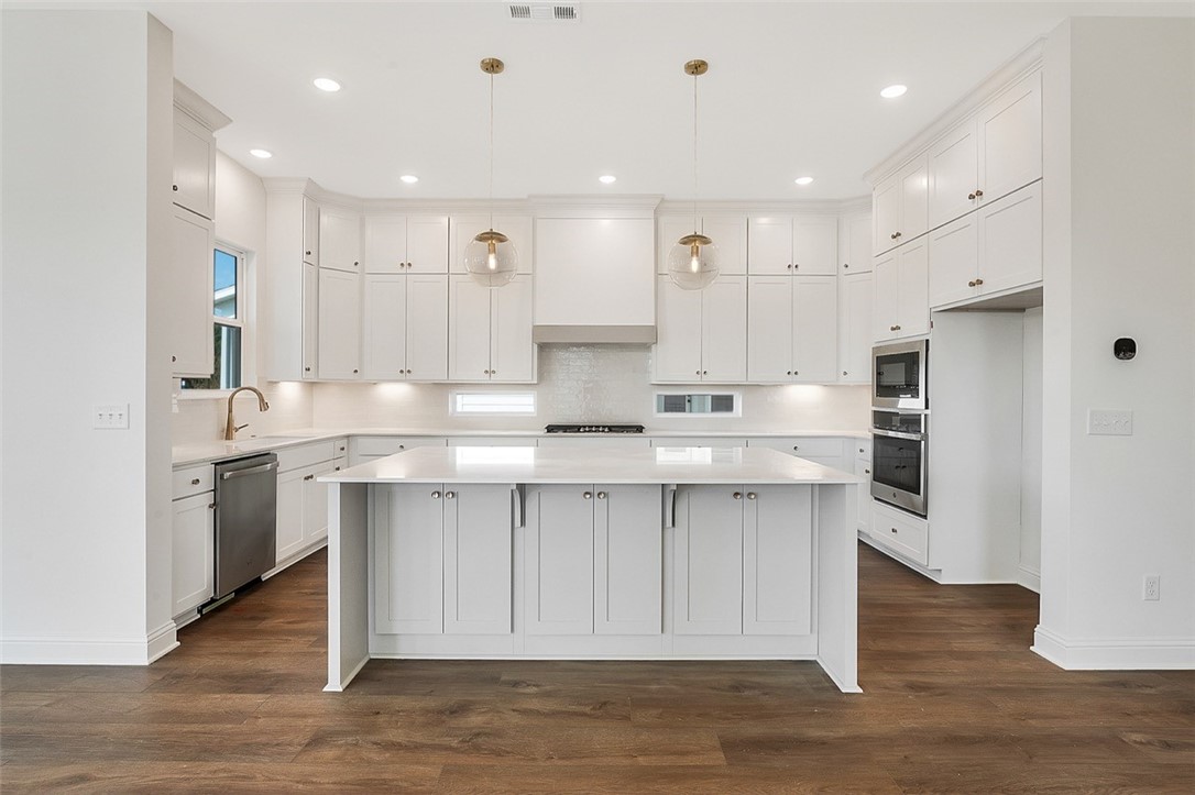 Cottages At The Park Ph Iii Springdale - Residential