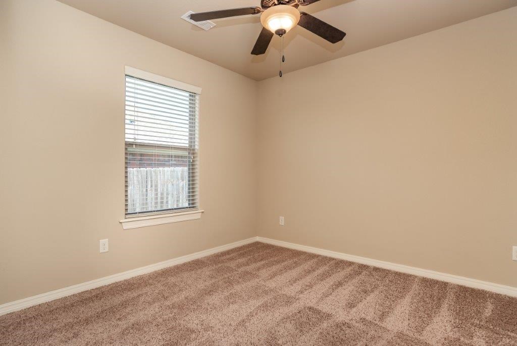 Garrett Road Sub Rogers - Residential Lease