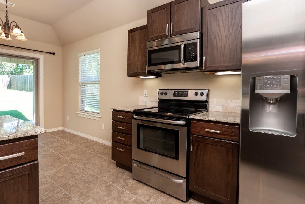 Garrett Road Sub Rogers - Residential Lease